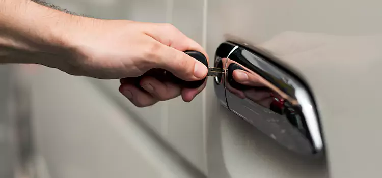 Why Choose Our Auto Locksmith Team in Methuen, MA?